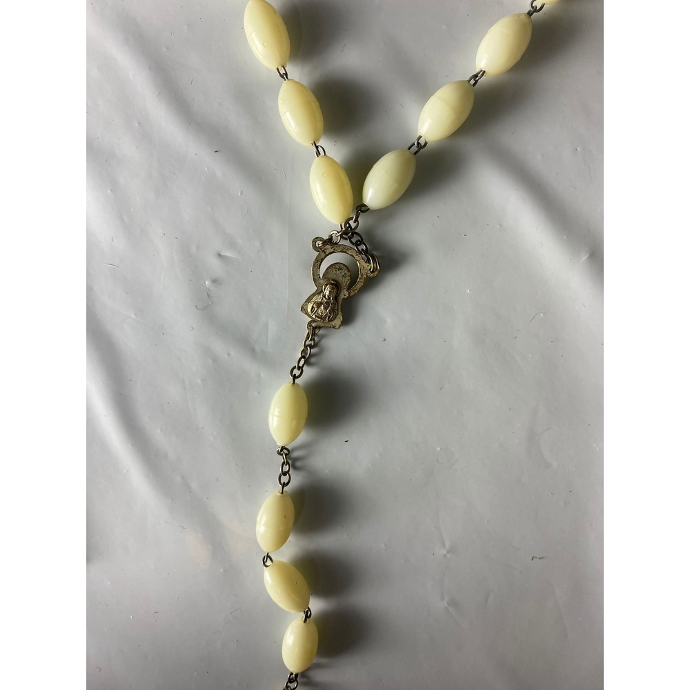 Vintage Cream‎ Oval Bead Rosary Necklace Catholic Religious Prayer Beads 22 Inch